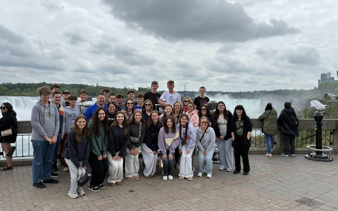 Seniors had an unforgettable weekend on their trip to Toronto!